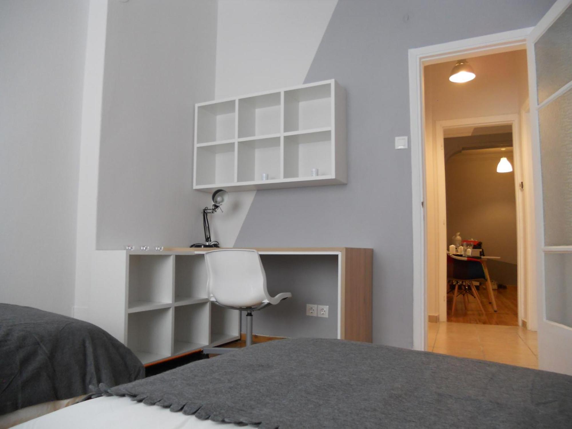 White Tower Minimal Apartment *